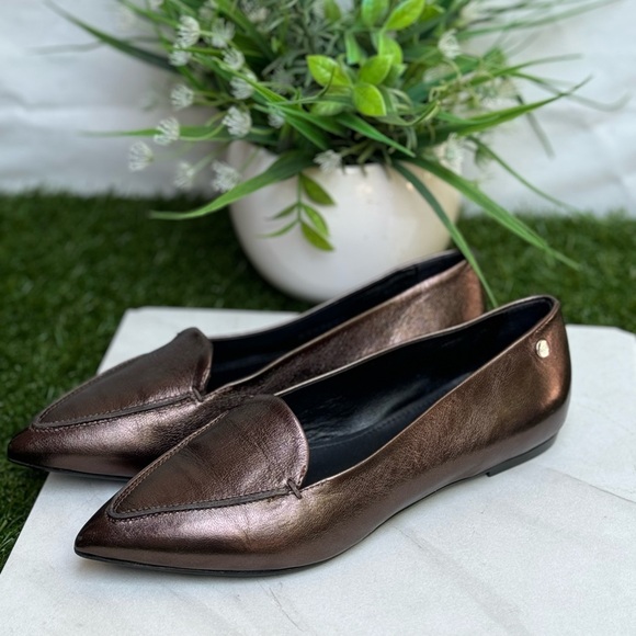 Agl Attilio Giusti Leombruni Vania
Pointed Toe Flat In Smoke size 36.5 US 6.5 - Picture 5 of 16